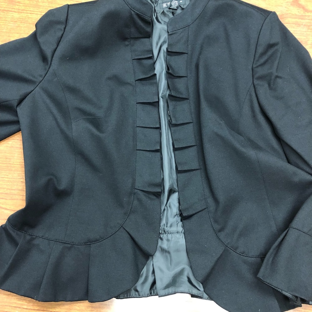 Black Ruffled Blazer - Picture 2 of 7